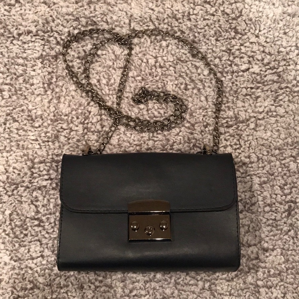 Navy blue/black cross body